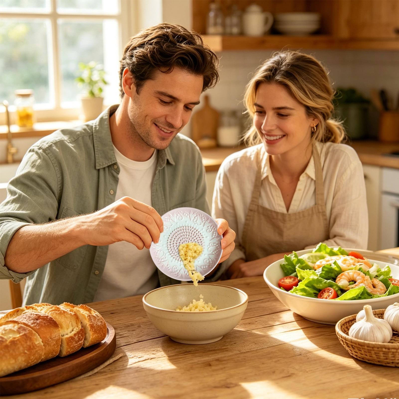 Garlic Grater Plate Embossed K - Meal Prep Chef recension och pris